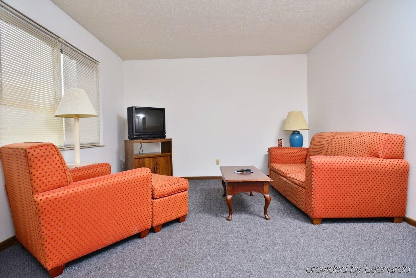 เมนสเตย์ โฮเต็ล เอ็กซ์เทนด์ สเตย์ แคนตัน โอไฮโอ Motel Lake Cable ภายนอก รูปภาพ